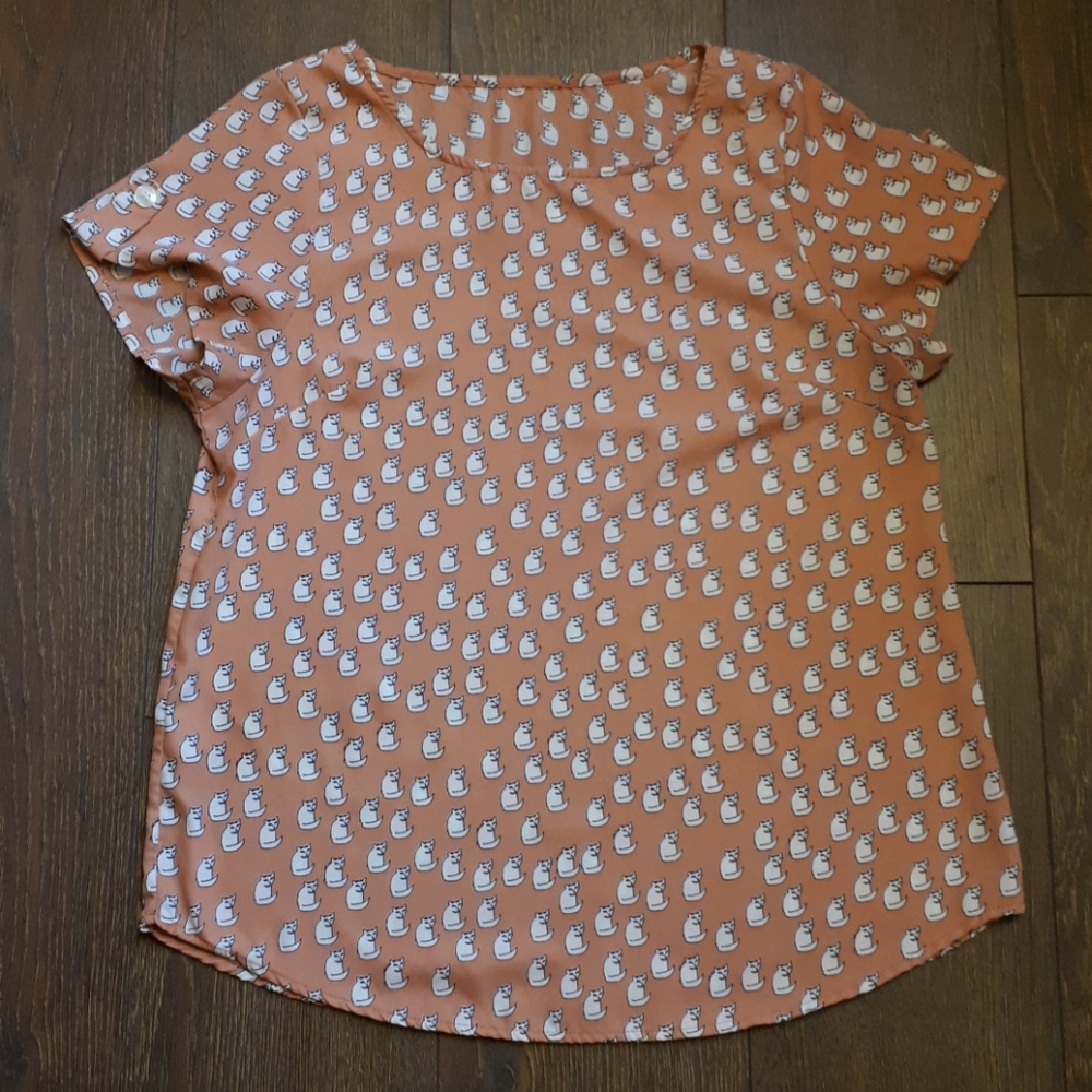 Cutest little cat shirt